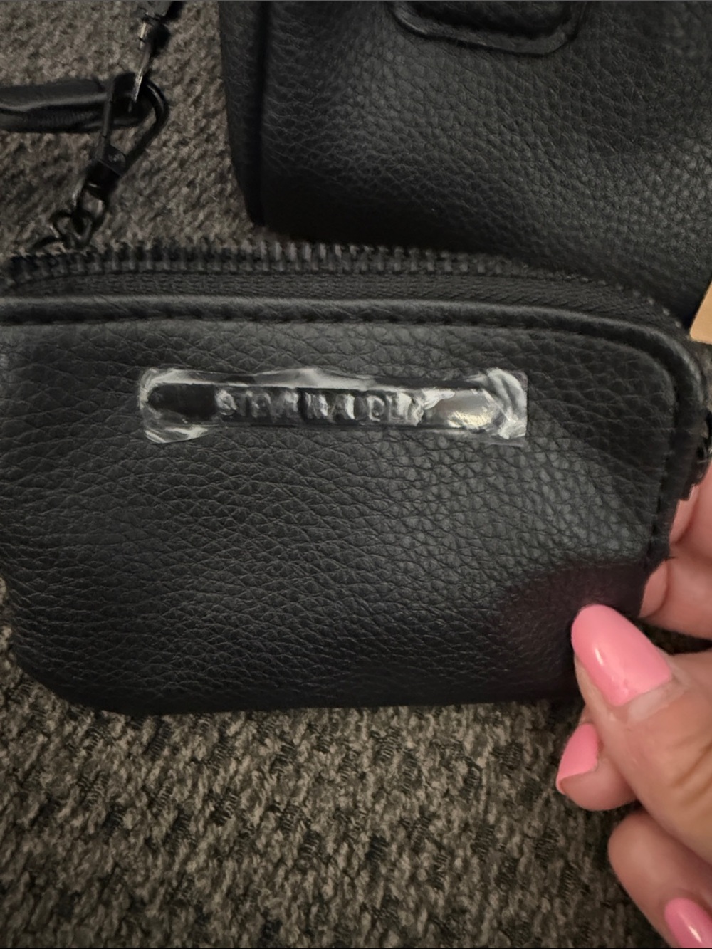Steve Madden Black Pebbled Leather Mini Barrel  w/Strap and coin purse new - Picture 2 of 13